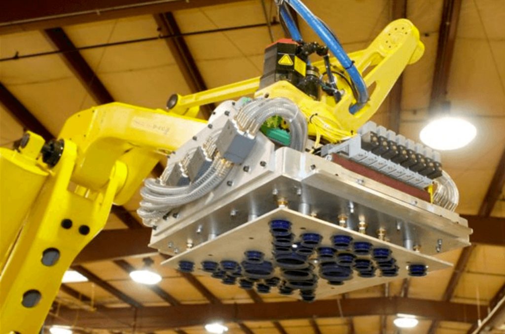End-of-Arm-Tooling on a 6-axis robot