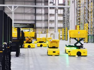 Warehouse AMR Guide: Autonomous Mobile Robots UK [2026]